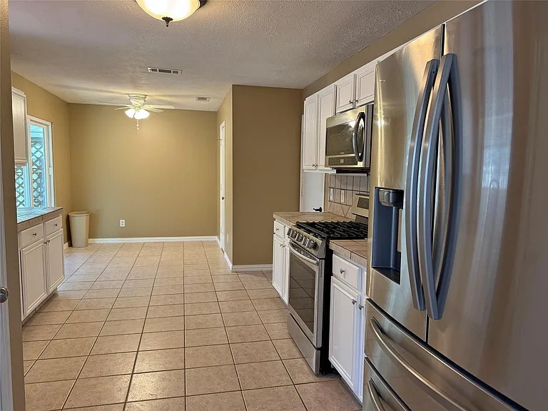 18374 Pine Post Ct — Photo 7
