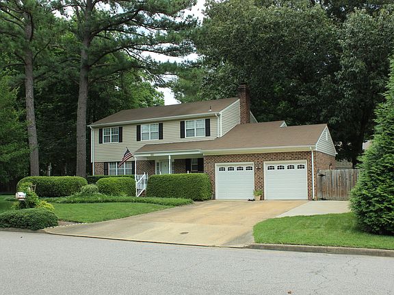 2nd image of 908 Lois Cir
