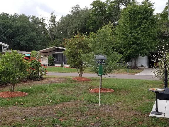 5th image of 10901 Circle Oak Ct