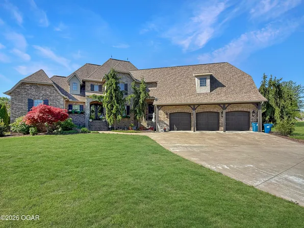 2000 Beau Dr, Carthage, MO 64836