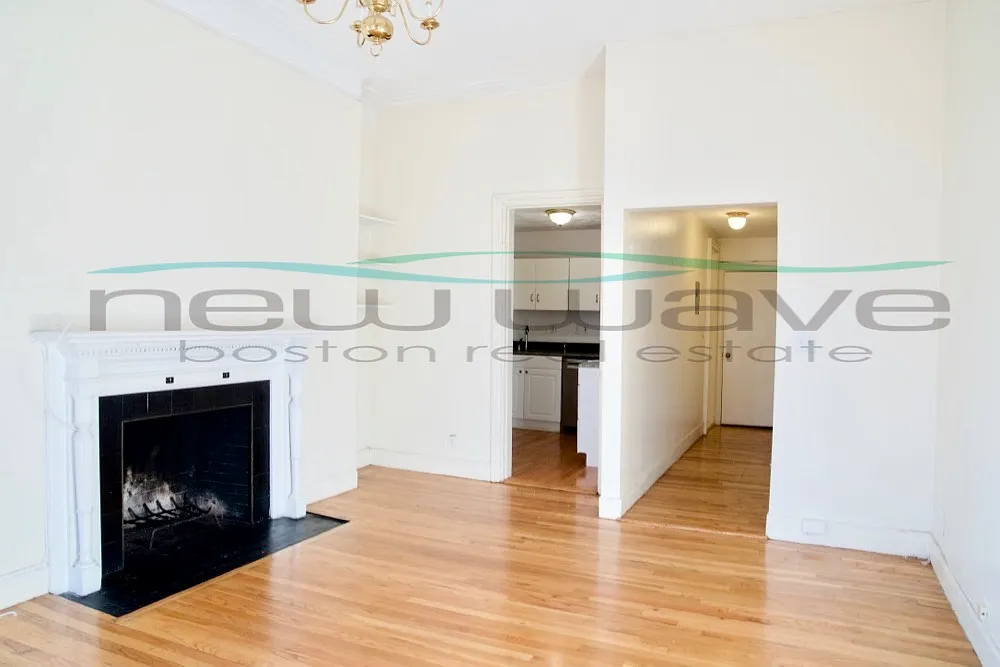 1 bed, 500 sqft, $3,200 — Photo 3