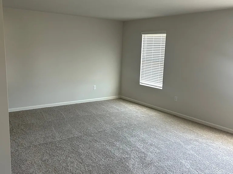 31 Coggins Pl — Photo 5