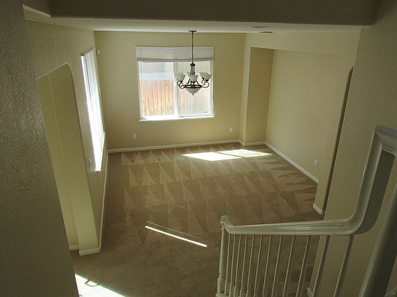 5th image of 4343 Arcadian Dr