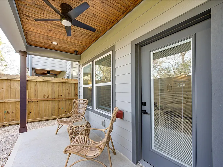 3406 Garapan St #B — Photo 34