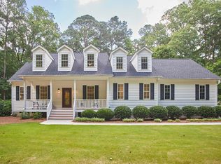 3309 Whittingham Dr, New Hill, NC 27562
