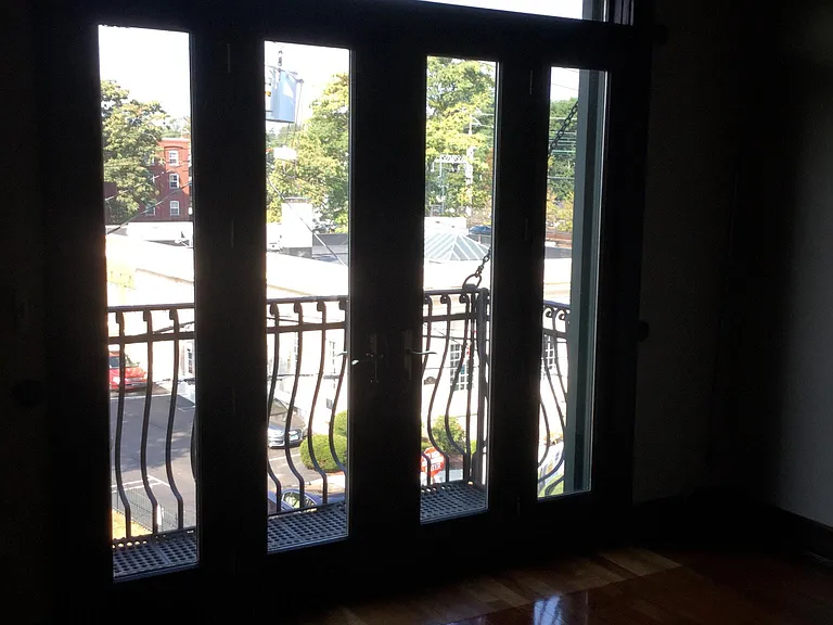 9 W River St #C-11 — Photo 13