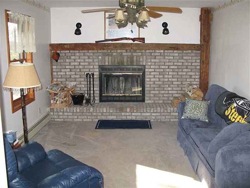 3rd image of 171 SHELDON Road