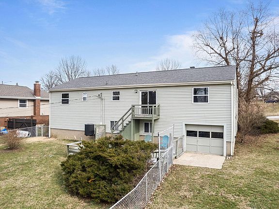 3rd image of 8405 Pheasant Dr