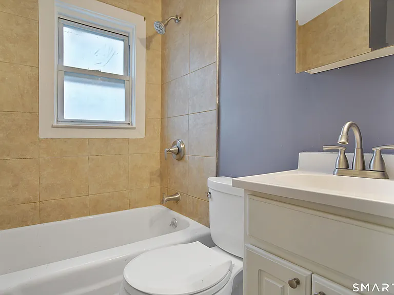 31 Tyler Ave #2 — Photo 21