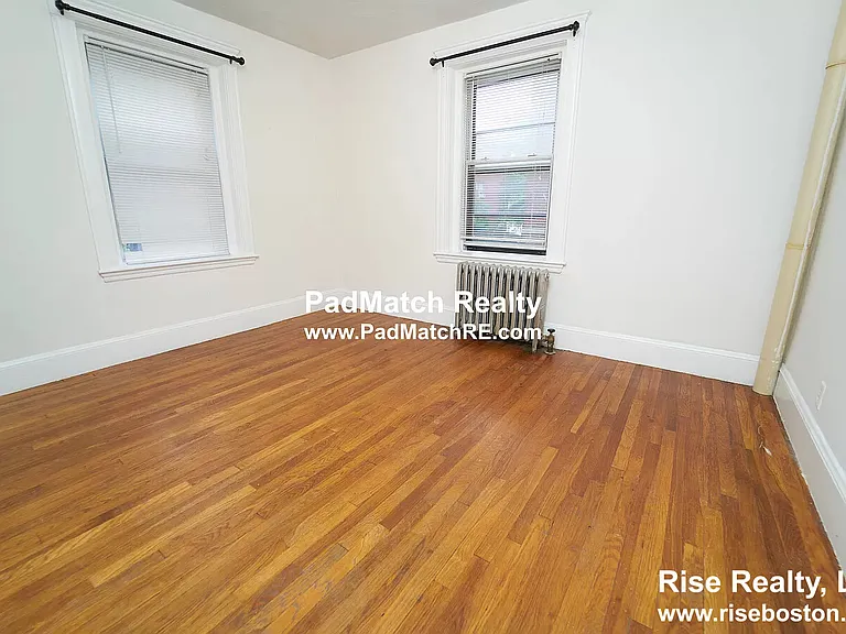 16 Lakeville Rd #6 — Photo 7