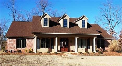 1st image of 18 Heritage Blvd
