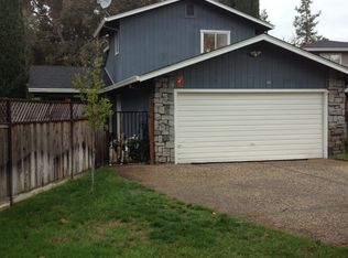 11 McKinley Ln, Chico, CA 95973