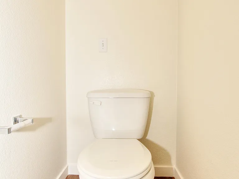 745 Overture Ct — Photo 27