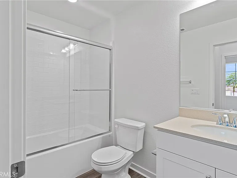 34232 Travis Ln — Photo 11