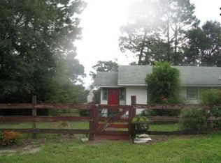 19070 SE 70th Ln, Morriston, FL 32668