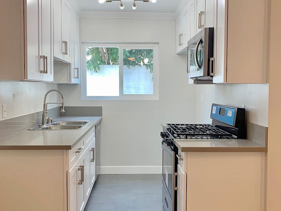 1st image of 2315 N Frederic St Unit G-7