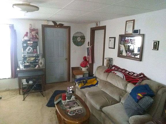 4th image of 609 W Saint Louis St