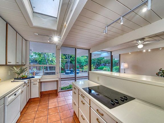 5th image of 3411 Cork Oak Way