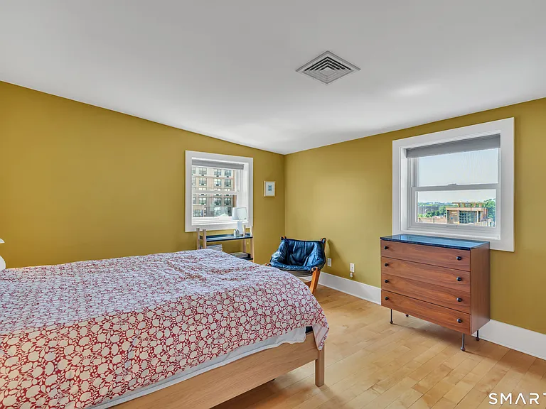 116 Crown St #5A — Photo 12