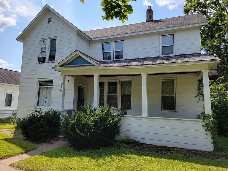 516 Erin St — Photo 1
