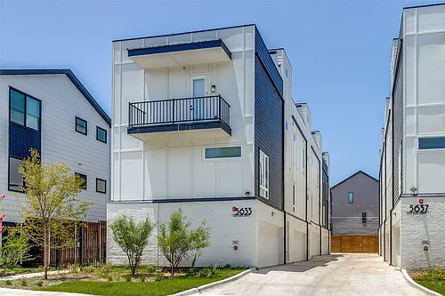 5633 Live Oak St #102 Photo 1