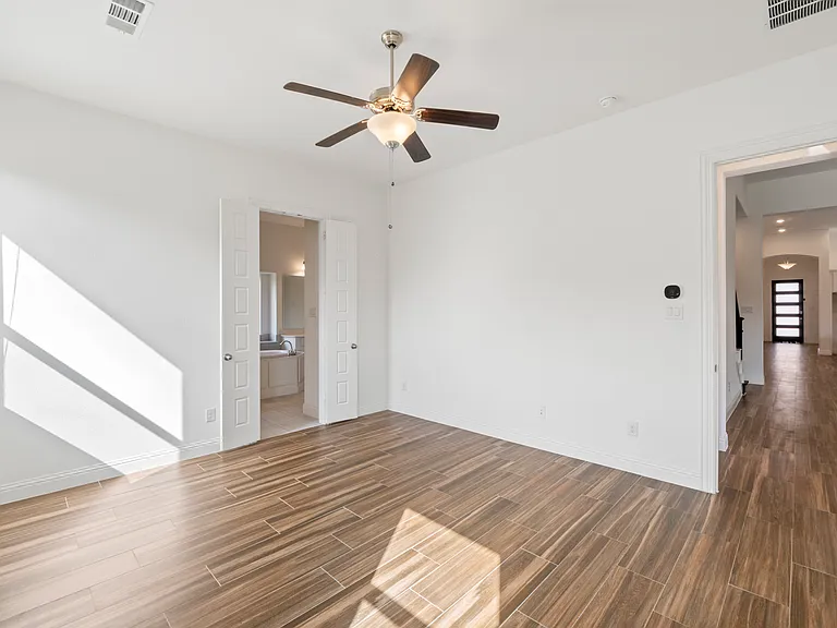 2614 High Bluff Dr — Photo 16