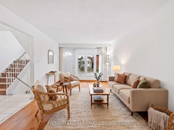 80 Cayuga Ave, Toronto, ON M6N 2G3
