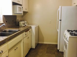581 37th St, Sacramento, CA 95816