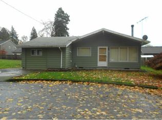 375 E Jersey St, Gladstone, OR 97027