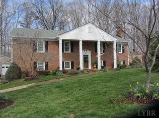 1097 Farfields Dr, Lynchburg, VA 24502