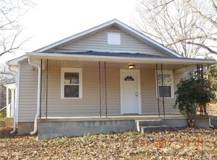 108 Rural Retreat Rd, Bessemer City, NC 28016