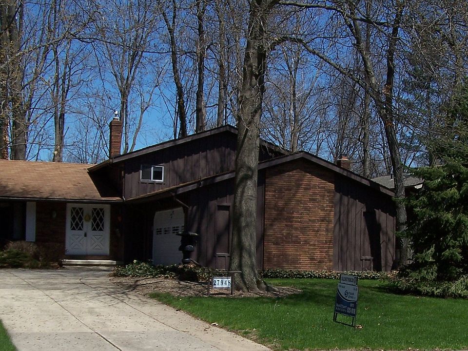 1st image of 27948 Blossom Blvd