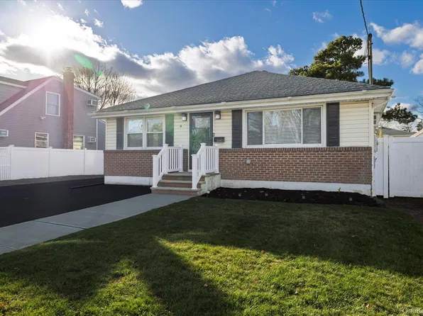 2280 Brookside Avenue, Wantagh, NY 11793
