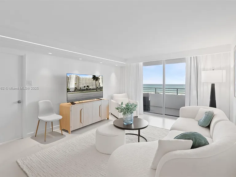 5555 Collins Ave #6L — Photo 6