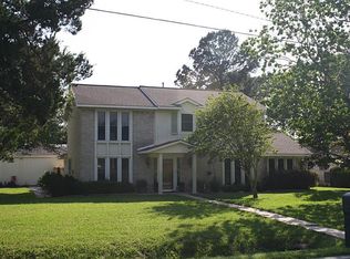 1006 Merriewood Dr, Friendswood, TX 77546