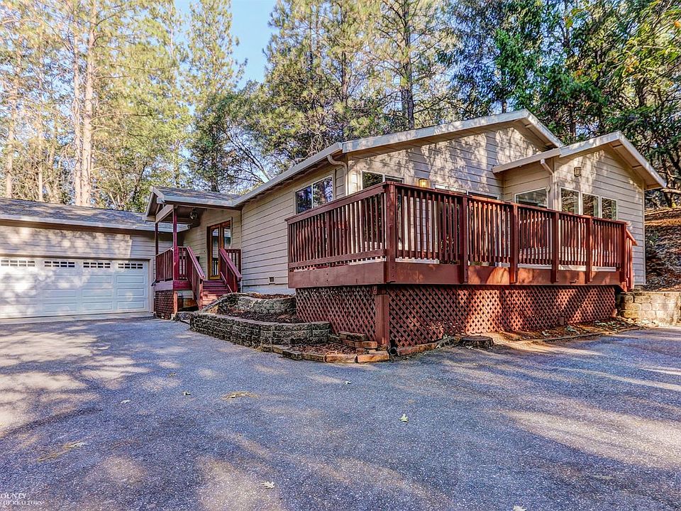 1st image of 10352 Mountain Lion Ln