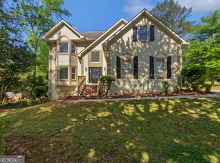 165 Zelkova Dr, Fayetteville, GA 30215