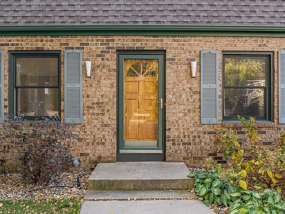 3rd image of 2812 Bryce Ct