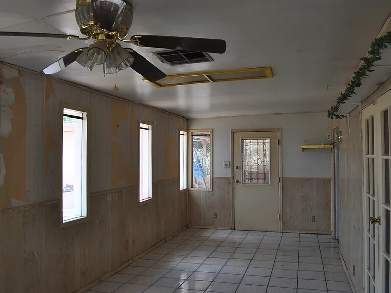309 Ramona Ave — Photo 6