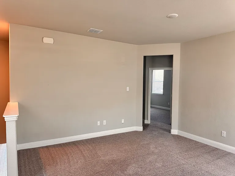 804 Sicily Blvd — Photo 9