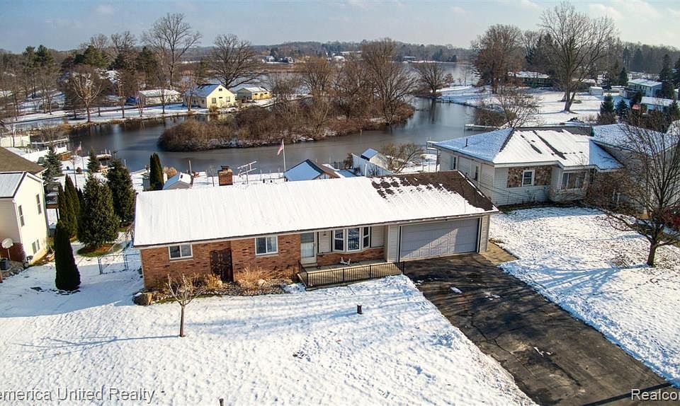 2631 Earl Lake Dr, Howell, MI 48843 Zillow