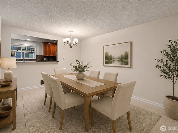 5th image of 722 N 161st Place #12