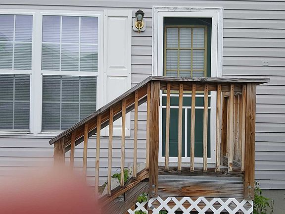 3rd image of 79 Josephs Dr