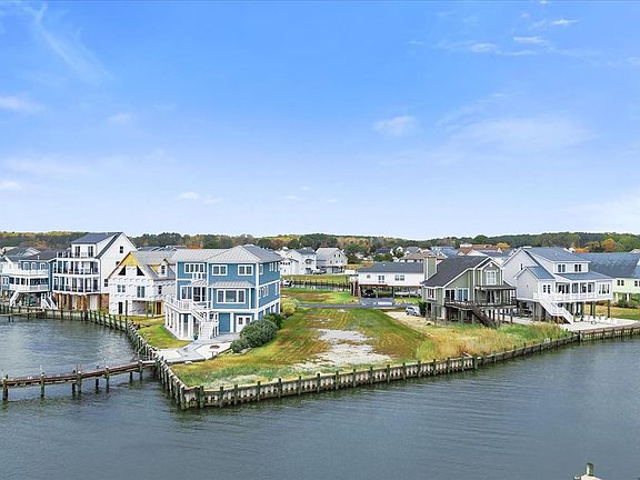 3rd image of 3336 Blackbeard Rd