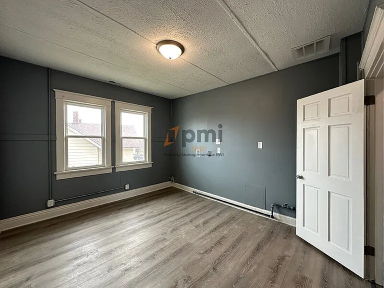 416 E 9th St #2 — Photo 22