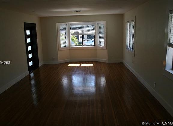 4th image of 7401 Center Bay Dr