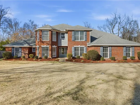 245 Summerville Rd, Smiths Station, AL 36877