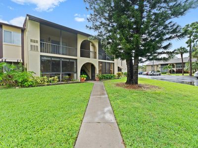 341 Pine Ridge Circle #D-1, Greenacres, FL, 33463