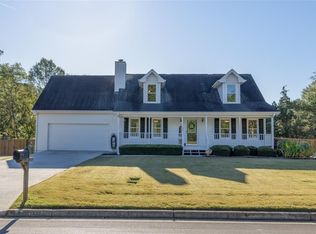 1460 Twin Manor Dr, Loganville, GA 30052