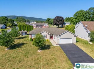 120 E 1st St, Wind Gap, PA 18091